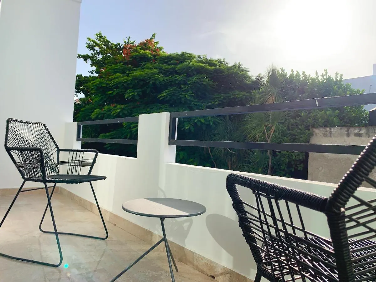 Apartamento Rentas Vacacionales Torre Diez Playa del Carmen