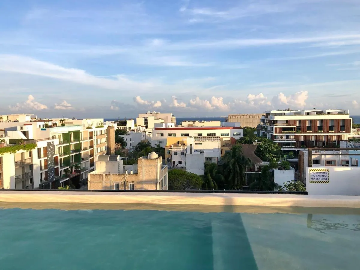 Rentas Vacacionales Torre Diez Playa del Carmen México